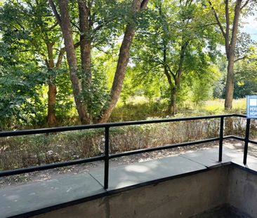 Wałbrzych, Sobięcin, Karkonoska - Photo 3