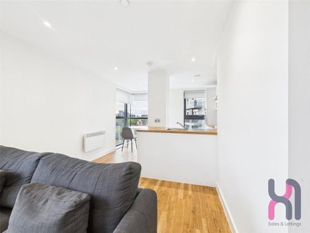 2 bedroom flat to rent - Photo 5