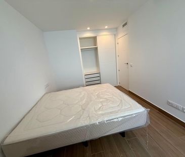 Middle Floor Apartment in Fuengirola - Photo 6