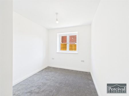 3 bedroom detached house to rent - Photo 4