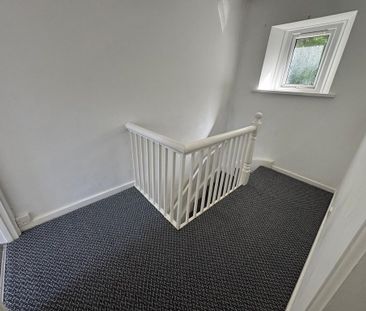 3 bedroom terraced house to rent - Photo 4