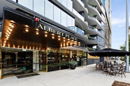 Park Avenue Elegance Meets Premier Melbourne Living - Photo 4