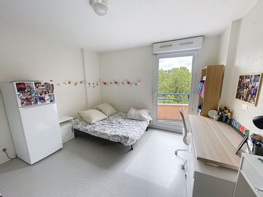 Apartment - Photo 1