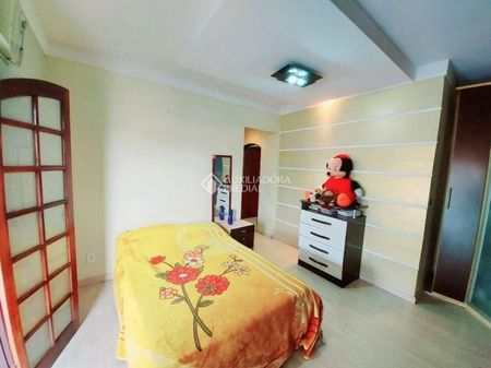 Sobrado com 3 quartos e 180m² para alugar em Demarchi, São Bernardo do Campo. - Foto 5