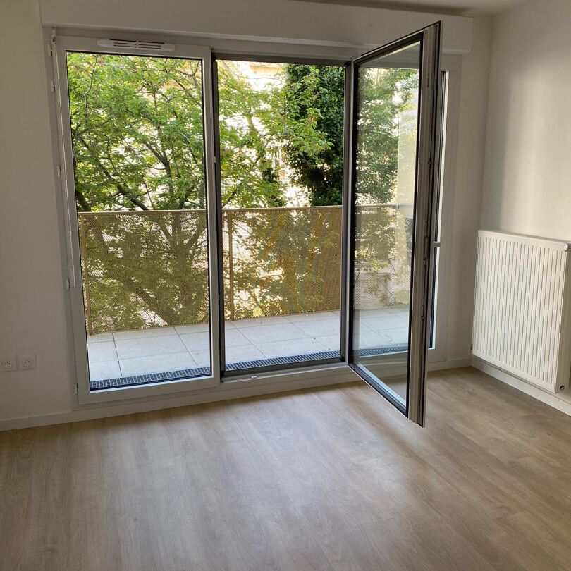 Location Appartement 2 pièces 39m² - Photo 2