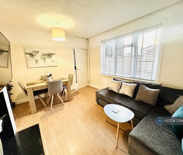 2 bedroom maisonette to rent - Photo 3