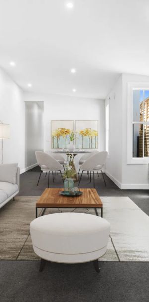 Supreme location meets superb home - Photo 1
