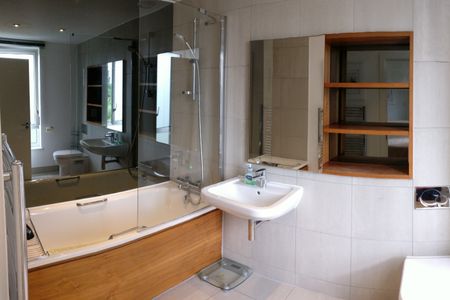 Embry Road, Kidbrooke Village, London, SE9 6BT - Photo 4