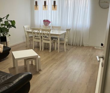 Reinhold-Büttner-Straße 29, 47445 Moers - Photo 1