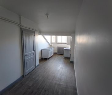 Location Appartement 3 pièces 48m² LYON 7ème - Photo 4