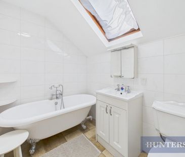 3 bedroom House To Let Total Size: 1018 SQ FT - Photo 6