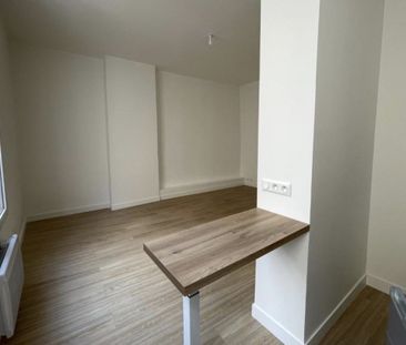 Location Appartement 1 pièce 27m² ANGERS 49100 - Photo 4