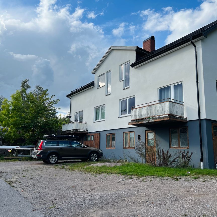 Övre Trädgårdsgatan, Karlskoga - Foto 1