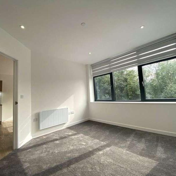 Viewpoint House, London Road, Staines-upon-thames, Surrey, TW18 - Photo 1