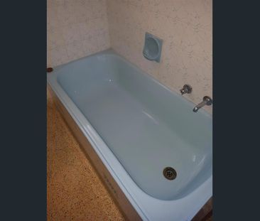 Situated in the Quiet Location in the leafy back streets of Lower M... - Photo 5