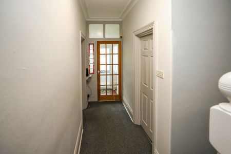 6 DOUBLE BED Student House IN THE HEART OF WINTON - Photo 3