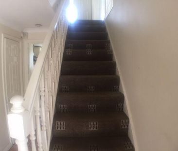 4 bedroom detached house to rent - Photo 3