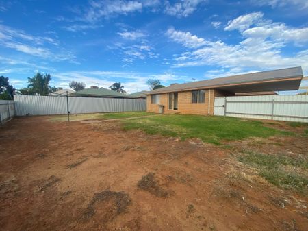 17C Gordon Street, Kalgoorlie WA 6430 - Photo 2