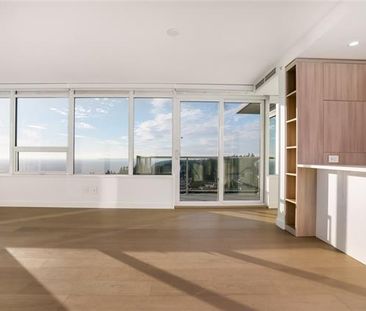 Spectacular Oceanview 2 Bedroom/2 Bathroom/Corner Unit/South Facing... - Photo 3