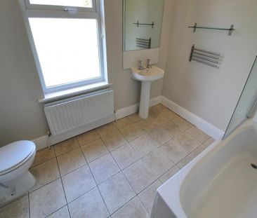 2 Bedroom Apartment To Let - Photo 6