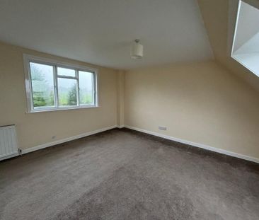 4 bedroom terraced house to rent - Photo 5