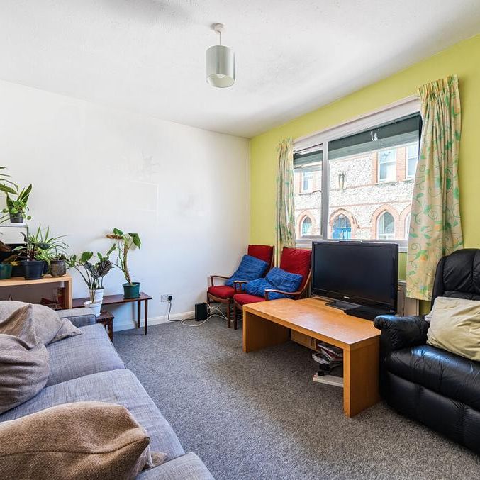 5 bedroom terraced house to rent - Photo 1