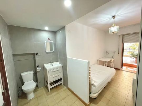 Calle Ciudad de Ronda, Sevilla, Andalusia 41004 - Photo 1