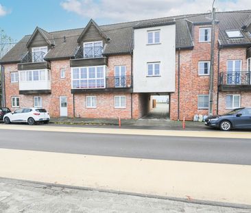 Appartement met ruim terras nabij centrum Oostrozebeke - Photo 1