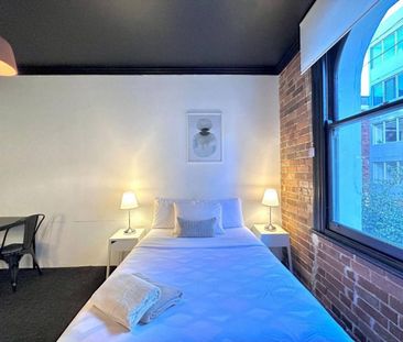 Modern Furnished Studio Units in Potts Point Move In Today! - Photo 1