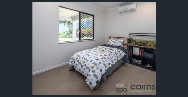 Discover Your Dream Acreage Property! - Photo 1