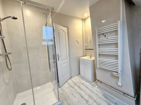 Location Appartement 2 pièces 42m² SENS 89100 - Photo 4