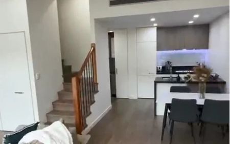 5 Sam Sing St, Sydney - Photo 3