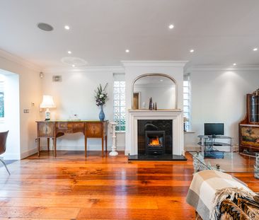 Sea Breeze, Stable Lane, Monkstown Rd, Monkstown, Co Dublin, A94 XN66 - Photo 5