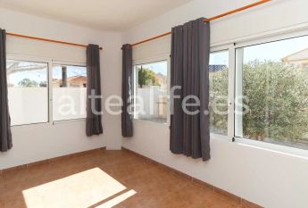 Casa o chalet de alquiler en Calle Londres, El Tossal - Bello Horizonte