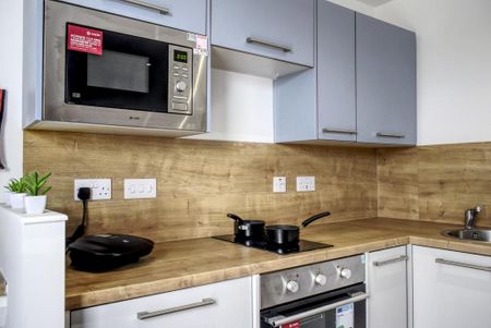 1 bedroom private hall to rent - Photo 5