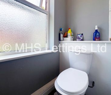 1 Bedroom Bedsit for rent in Midland Road - Photo 4