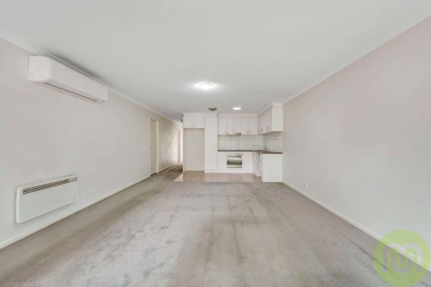 Beautiful family home - Photo 1