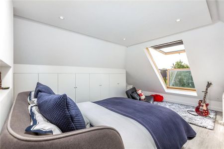 5 bedroom semi-detached house to rent - Photo 5