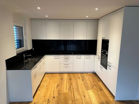 2.5 Zimmer, 108 m², 1. Stock - Foto 2