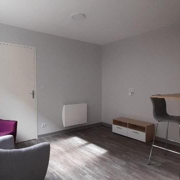 Location Maison 2 pièces 26m² LE MANS 72100 - Photo 1