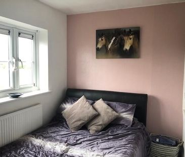 2 bedroom semi-detached house to rent - Photo 4