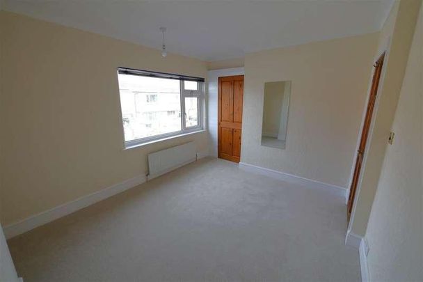 Dominion Close, Worthing, BN14 - Photo 1