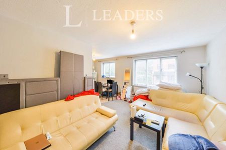 1 bedroom flat to rent Hillside Road - Photo 4