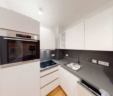 Stylische Möblierung und einmaliges Skyline-Deck - Photo 1