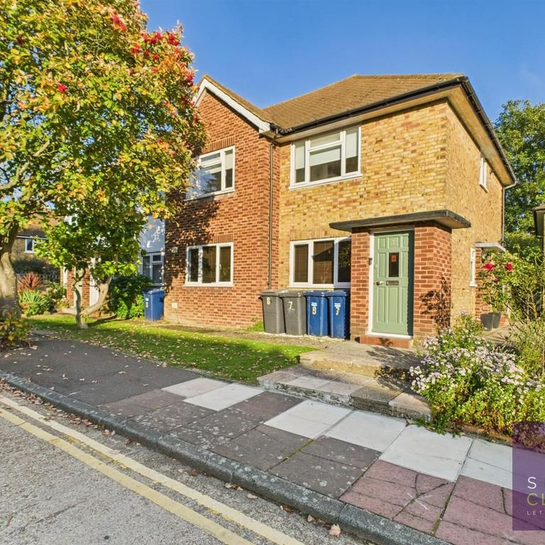 2 bedroom maisonette to rent - Photo 1