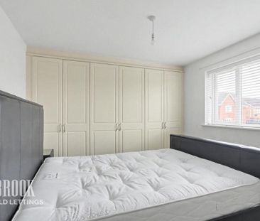 3 bedroom detached house to rent - Photo 4