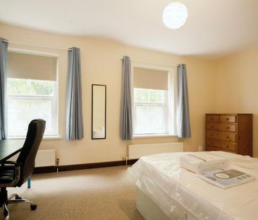 4 bedroom terraced house to rent - Photo 6