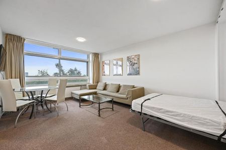 Studio to rent - Photo 4