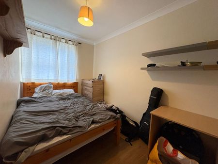 5 bedroom terraced house to rent - Photo 5