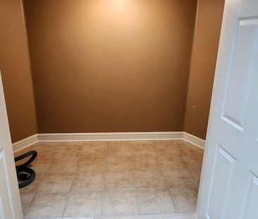 For Lease - 37 Shawn Place Unit# Bsmt, Vaughan, Ontario - Photo 2